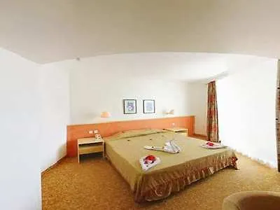 Cande Festival Hotel Kusadasi 4*,